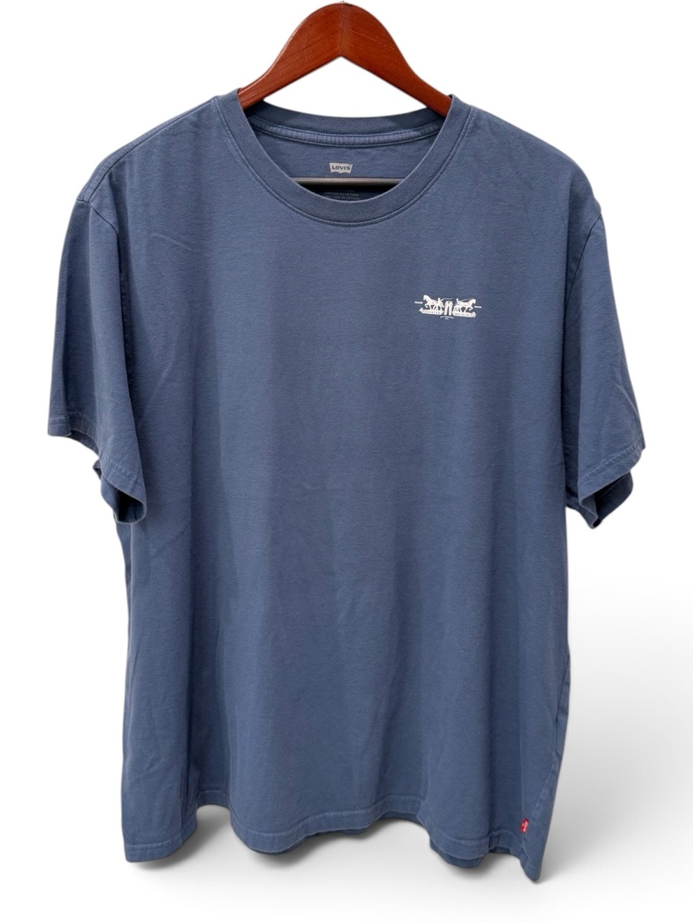Levi’s Graphic T-Shirt Bundle | Men’s XL | 3 Shirts | Standard & Relaxed Fit - Picture 2 of 9